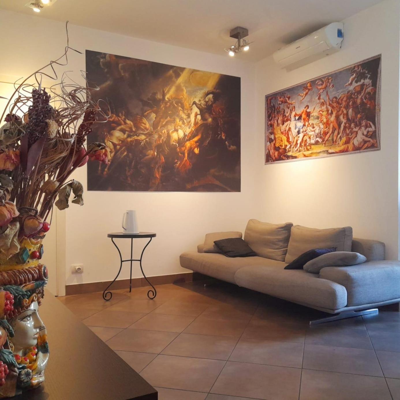 Porta Venezia Apartment *